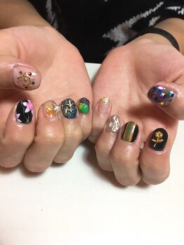 アイコニック ネイルアンドアイ 長久手店(ICONIQ nail&eye)/