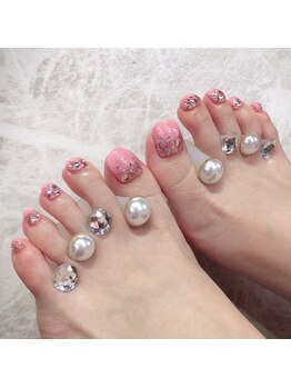 アミュレット(AMULET)/ストーンがなくても光る足先♪