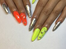 ラウト デコレーションアンドネイルサロン(Lauto Decoration&Nail Salon)/ネオンカラースカルプネイル☆