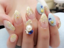 ネイル サロンティーラ(Tilla)/定額ネイル+Vカットデザイン