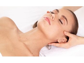 シルフ エルスパ 阪急茨木店(Sylph &EirSPA)/