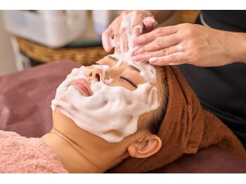 アロマリンパマッサージ アロマコ(Aromaco)/フェイシャルマッサージ