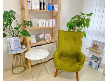 デミーナボーテ(DemynaBeaute)/緑が溢れる清潔感ある空間