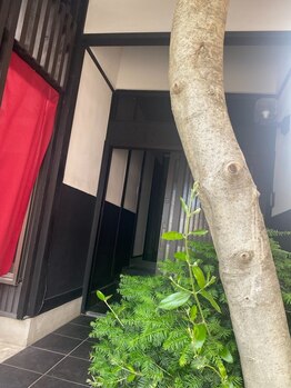 スリーピングレディ(Sleeping Lady)/古民家風の一軒家