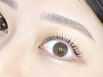 エルデ(Erde)の写真/【人気No.1★美眉wax＋まつげパーマ¥7,960】丁寧なカウンセリングでなりたい目元を演出いたします♪