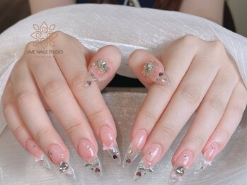 ウメネイルスタジオ(UME NAIL STUDIO)/長さだしやり放題×つけ放題