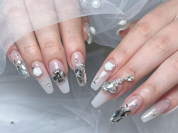 サロン ド オクト イオン乙金店(salon de oct)の写真/【指先のコンプレックス解消！】短い爪や自爪の形等でお悩みの方も◎高技術力×提案力でネイルを楽しめる♪