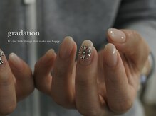 ネイルサロンom's eye.【オムズアイ】/白グラデーション