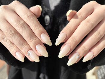 ハピネス(HAPPINESS)の写真/卒入学に合わせてシンプル～華やかデザインまで♪イベントに合わせたネイルを◎当日デザイン相談OK！