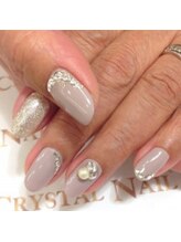 クリスタルネイル ボンベルタ橘店(CRYSTAL NAIL)/上品ネイル