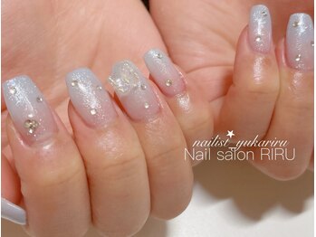 リル(RIRU)/キラキラWグラデーション