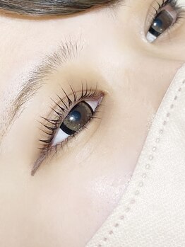 ネオリーブ エクラ 上野御徒町店(Neolive eclat)/上下パリジェンヌ