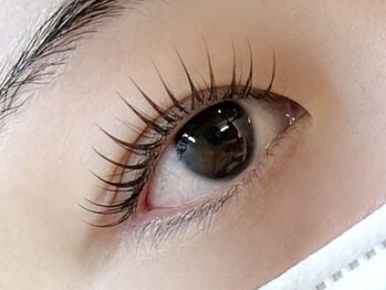 アイウィッシュ(EyeWish)の写真/傷ませたくない。けどキレでいたい。その願いを叶える『4Dまつ毛パーマ』まつげダメージ最小限の新技法＊