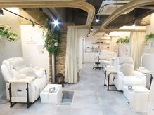 パラスパガーデン センダイ アングゥ(para spa GARDEN sendai ungu)の雰囲気（全席が仕切られている半個室空間で施術◎スパで贅沢空間に）