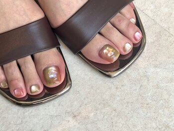 エール バイ クレアチュールドゥエ(ailes by creaturedoue)の写真/気分を上げてくれるフットネイルで日常を華やかに彩る★細かな部分まで丁寧に再現する高技術は好評◎