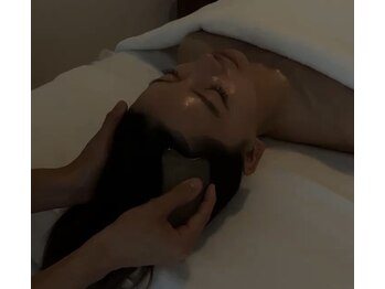 エンメローズ(ENMEROS)/新感覚head massage