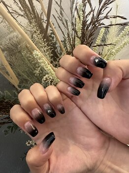 プルメリアドット(Plumeria.)/ブラックネイル