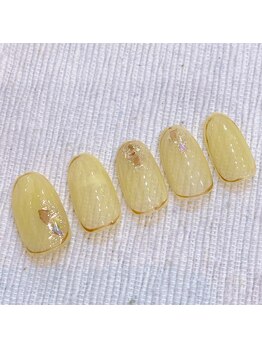 ピンキー(PINKY)/ピスタチオカラーネイル