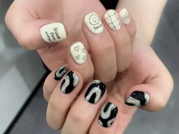 ユノ フィオーレ(Juno fiore)/落書きニュアンスアート