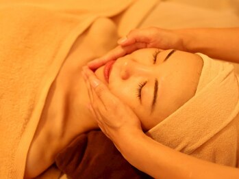 リラ(Rira)の写真/【温感オイルパック】の温熱・密封効果で贅沢にお肌をトリートメント♪憧れの美肌を当店で叶えましょう◎