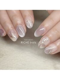 大人かわいいアートリボンネイル