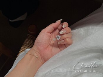 リエル 上本町店(Li aile)の写真/忙しいあなたにぴったり！仕事終わりでも訪れやすいカジュアルな雰囲気のサロンで、シンプルな指先を演出☆