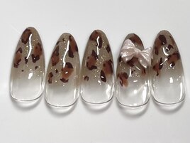 ワンホントレンドネイル