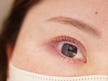 バラ 熊本店(VALLA)の写真/骨格に合わせたアイブロウワックスで好印象なお顔に♪お客様一人一人の黄金比を考えたあなただけのデザイン