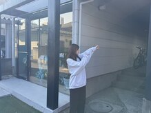 スイ(Sui)/２階がスタジオの入り口です♪