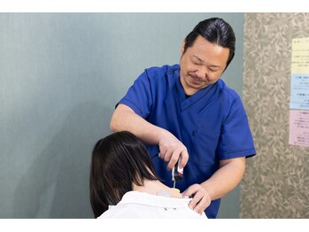 すこやか整骨院 陽南店/特殊電気での施術