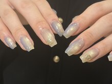 スリー(THREE.)の雰囲気(大人の指先に、今っぽさを。ネイル/ジェルネイル)