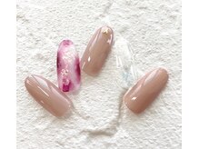 ミュナ(myuna)/ボルドーニュアンスネイル