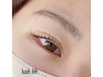 ソラナ(solana)/うるうる潤うラッシュリフト♪