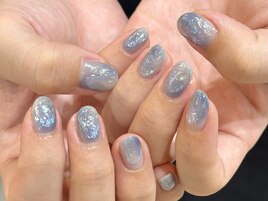 うるきらブルーニュアンスネイル