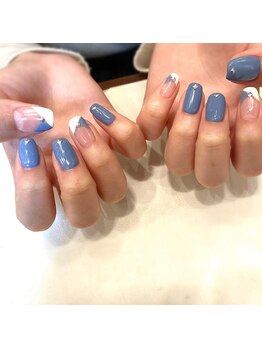 ハーティーネイル hearty nail 溝の口店/ブルー＆ホワイトデザイン☆