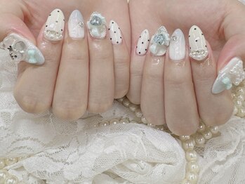 ハニービービー(Honey Bee Bee)/女子ベアーネイル