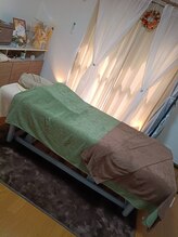 サロンつきさゆ/施術スペース