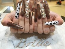 エスフィーネイルサロン ブリーユ(Esfy nailsalon Brille)/ロングネイルとうめつくしネイル