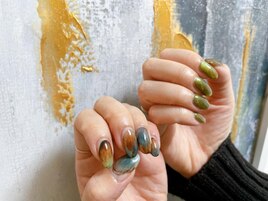 ちぐはぐニュアンスネイル