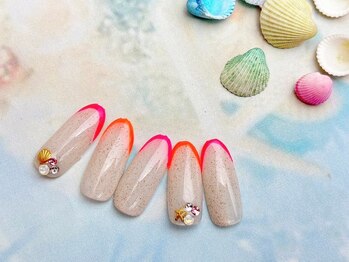 ネイルサロン&スクール ジーナ(GINA)/８月１２種類から選べるデザイン