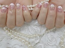 ハニービービー(Honey Bee Bee)/女子マグネットネイル