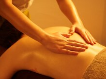 ポンピーク(Pon Peak)/アロマオイルマッサージ