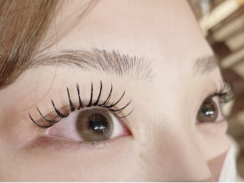 シヨン(Ciyon.)の写真/【個室】丁寧なカウンセリングで自分史上最高に可愛い目元を提供♪垢抜けまつ毛パーマ/まつエク/眉ワックス