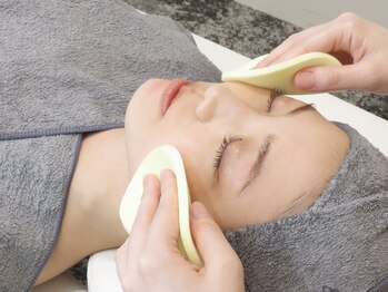 アリウム(ALLIUM)/フェイシャル 拭き取り