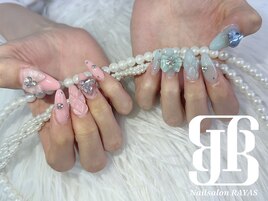 ピンク×ブルーネイル