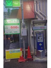 セッカ(secca)/1番近いパーキング/サロン裏側