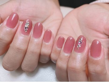 ネイルサロン タチ(tati)の写真/【駅徒歩1分】プライベート空間でシンプルだけどトレンド感たっぷりのネイル～プロ技が光る繊細アートまで