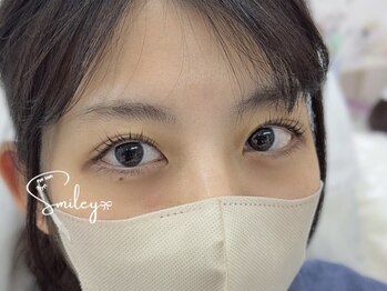 スマイリー(smiley)の写真/ずっと王道人気☆根本からしっかり立ち上げて上品で華やかな目元になれるパリジェンラッシュリフト♪
