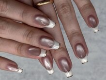 ミー(MI)/フレンチネイル