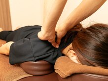 マカナ整体サロン 栄(MAKANA)の雰囲気（筋肉の緊張を見つけ矯正と押圧でお悩み解消へ！肩こり首こり◎）